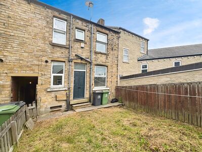 2 bedroom End Terrace House to rent
