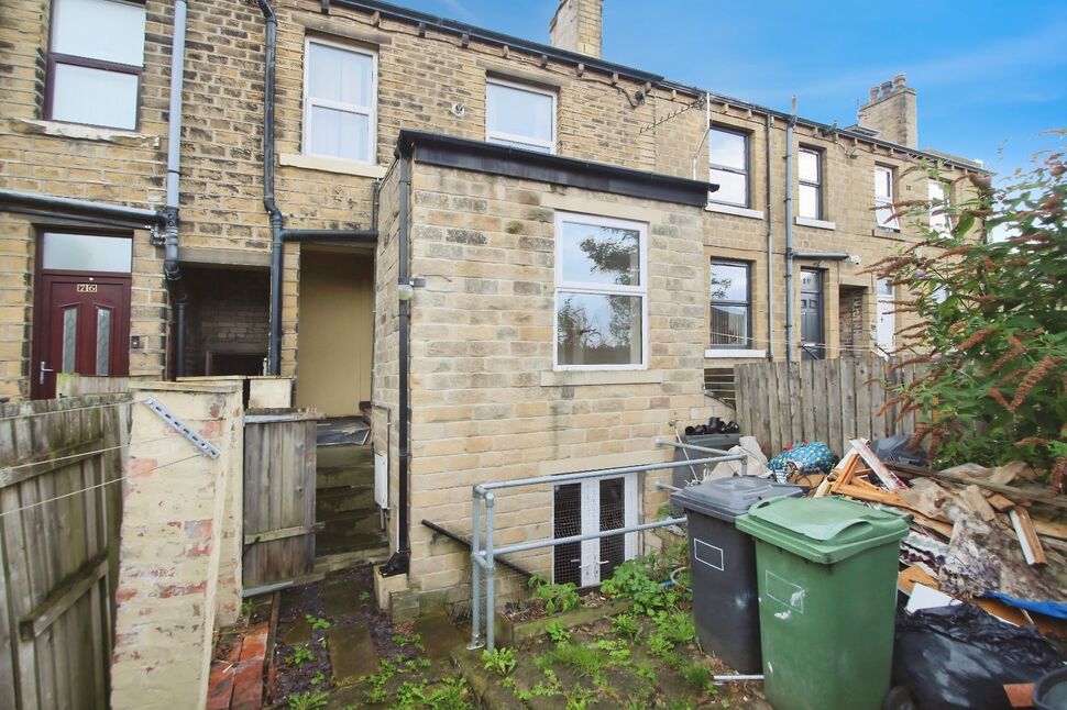 Main image of 4 bedroom Mid Terrace House for sale, Crosland Road, Thornton Lodge, West Yorkshire, HD1