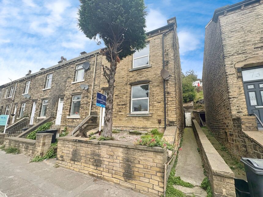 Main image of 2 bedroom End Terrace House to rent, Wakefield Road, Brighouse, West Yorkshire, HD6