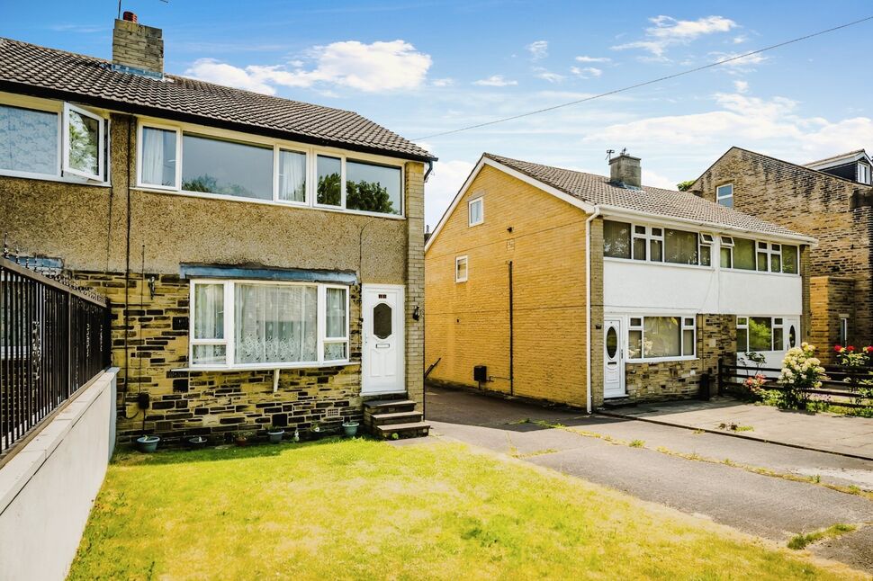 Main image of 3 bedroom Semi Detached Property to rent, Grasmere Road, Huddersfield, West Yorkshire, HD1