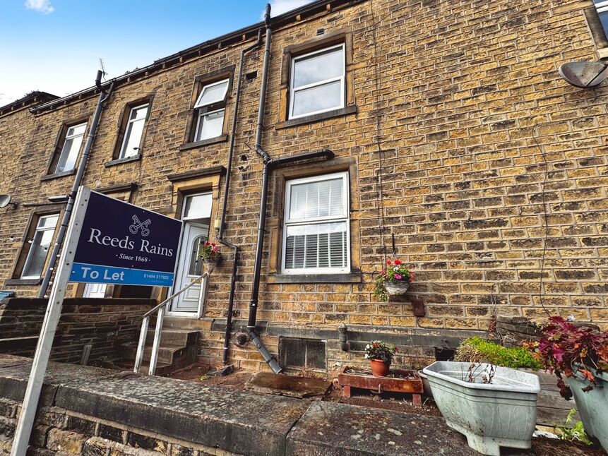 Main image of 3 bedroom Mid Terrace House to rent, King Street, Lindley, West Yorkshire, HD3