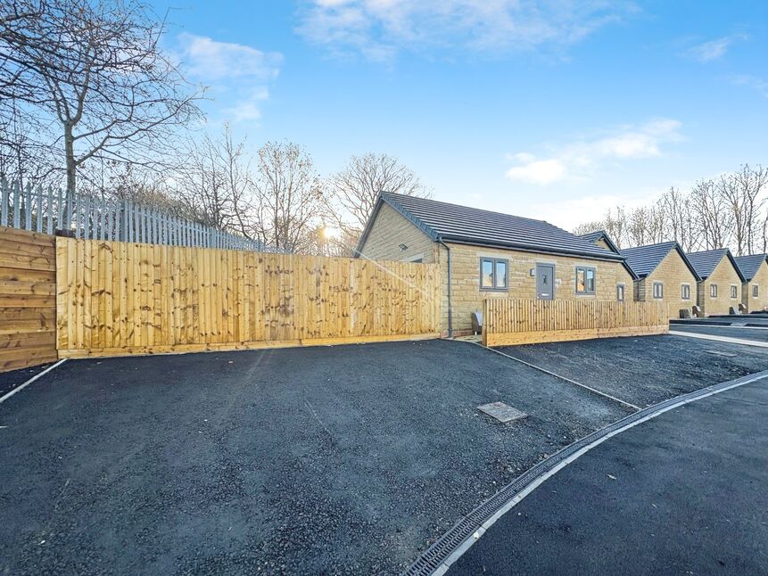 Main image of 2 bedroom Detached Bungalow to rent, Paddock Fields, Crosland Moor, Huddersfield, HD4
