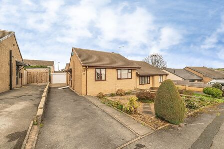 2 bedroom Semi Detached Bungalow for sale