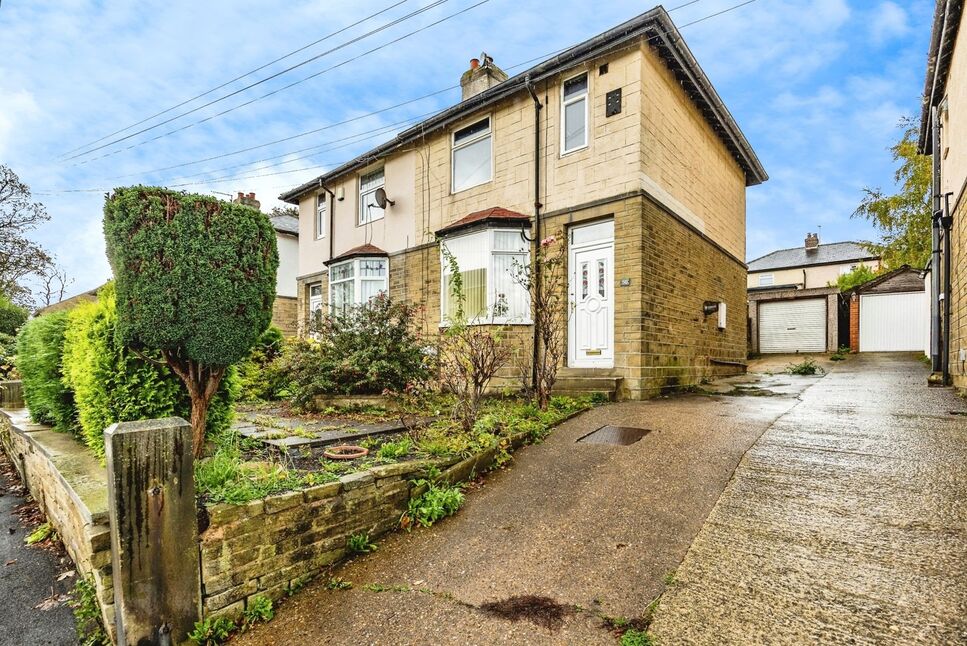 Main image of 3 bedroom Semi Detached House for sale, Botham Hall Road, Longwood, Huddersfield, West Yorkshire, HD3