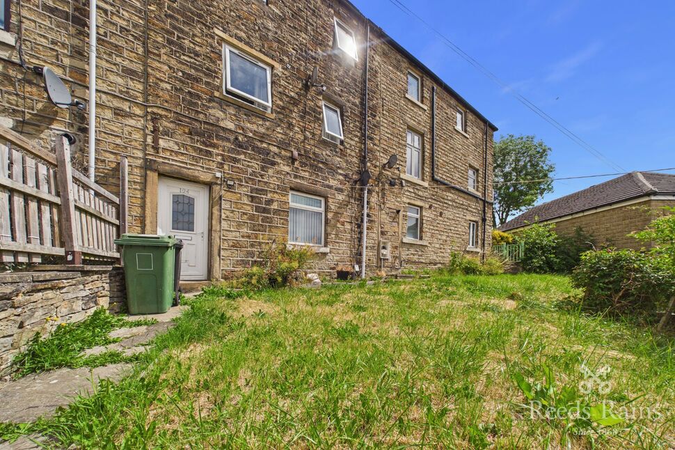 Main image of 1 bedroom Flat for sale, Fenay Bridge Road, Fenay Bridge, West Yorkshire, HD8