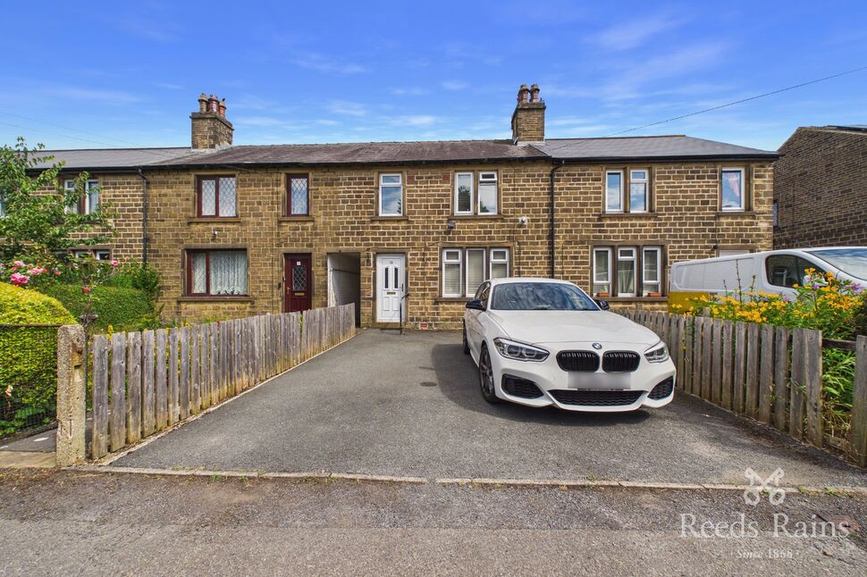 Main image of 3 bedroom House to rent, Hollin Terrace, Huddersfield, West Yorkshire, HD3
