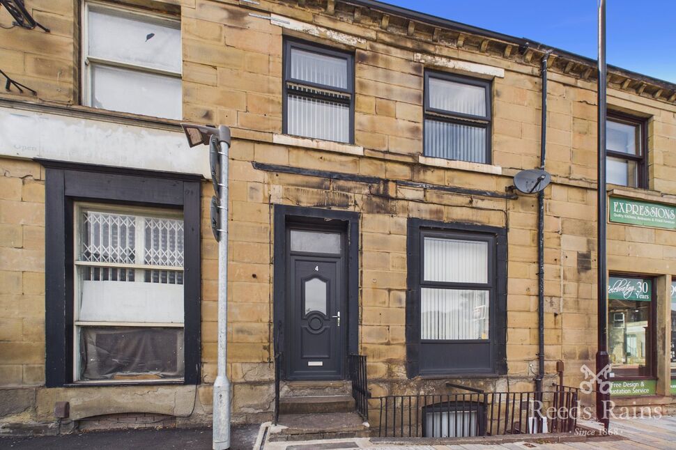 Main image of 3 bedroom Mid Terrace House to rent, Meltham Road, Huddersfield, West Yorkshire, HD1