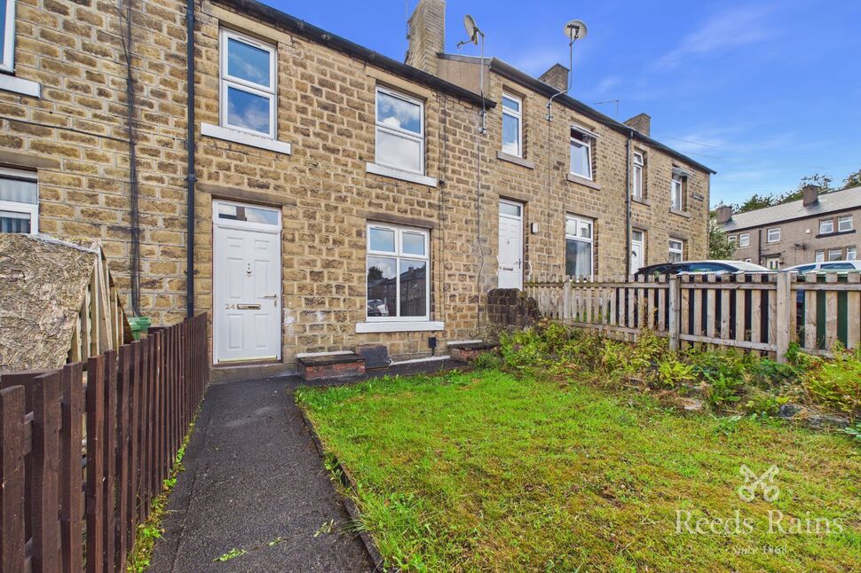 Main image of 3 bedroom Mid Terrace House to rent, Rose Avenue, Cowlersley, West Yorkshire, HD4