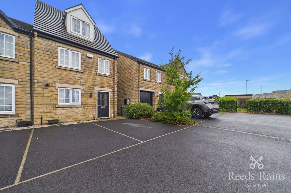 Main image of 3 bedroom Semi Detached House for sale, Farriers Way, Lindley, West Yorkshire, HD3