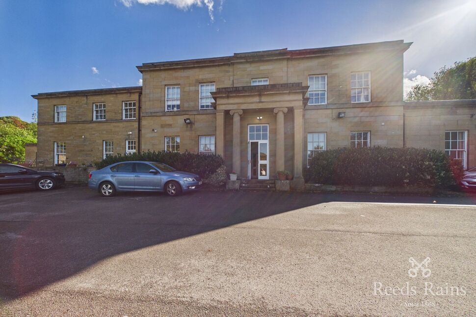 Main image of 2 bedroom Flat to rent, Armitage Bridge, Huddersfield, West Yorkshire, HD4