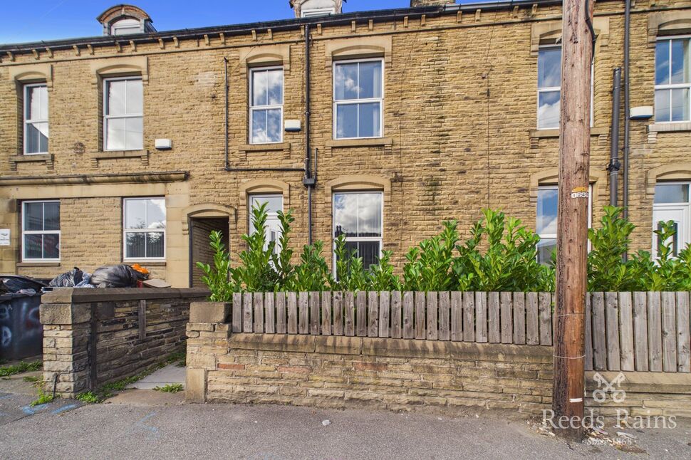 Main image of 4 bedroom Mid Terrace House to rent, Manchester Road, Huddersfield, West Yorkshire, HD1