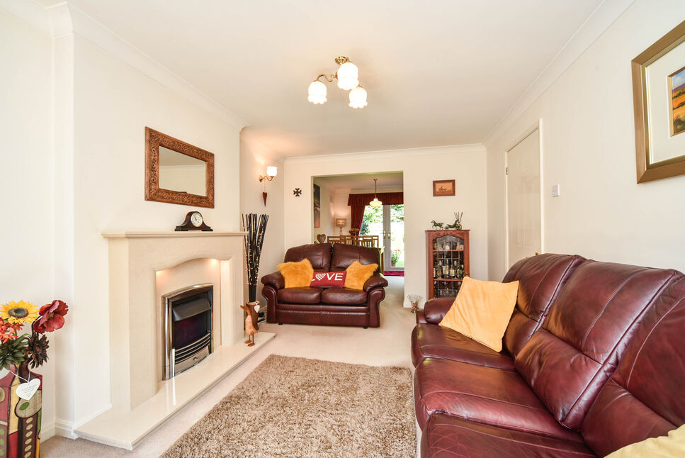 3 bedroom Detached House for sale, Lindengate Avenue, Hull, HU7 £235,000