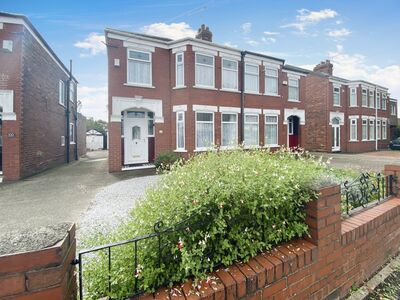 Maybury Road, 3 bedroom Semi Detached House for sale, £180,000