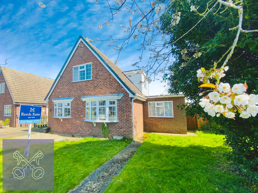 Main image of 3 bedroom Link Detached House for sale, Chestnut Garth, Burton Pidsea, East Yorkshire, HU12