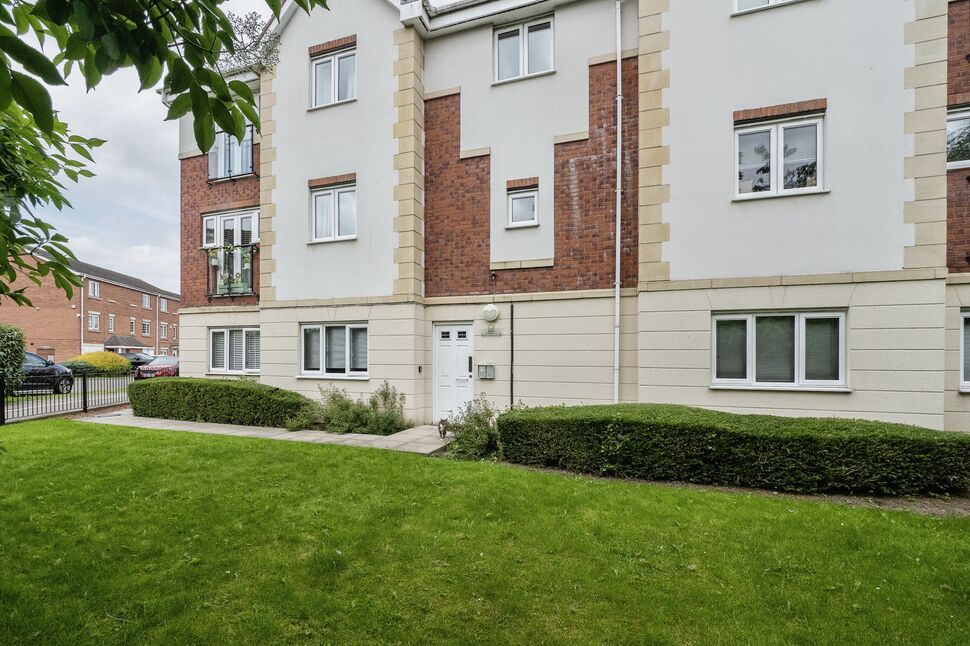Main image of 2 bedroom  Flat to rent, Woodheys Park, Kingswood, East Riding of Yorkshi, HU7