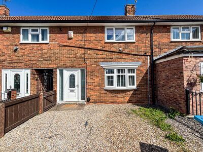 2 bedroom Mid Terrace House to rent