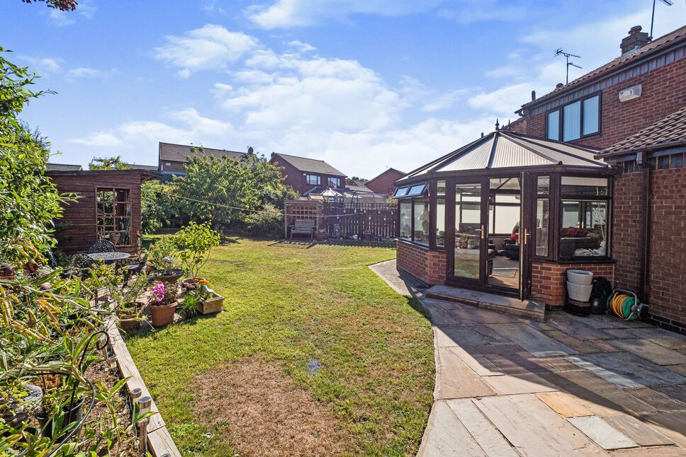 4 bedroom Detached House for sale, Winston Close, Burstwick, HU12 £