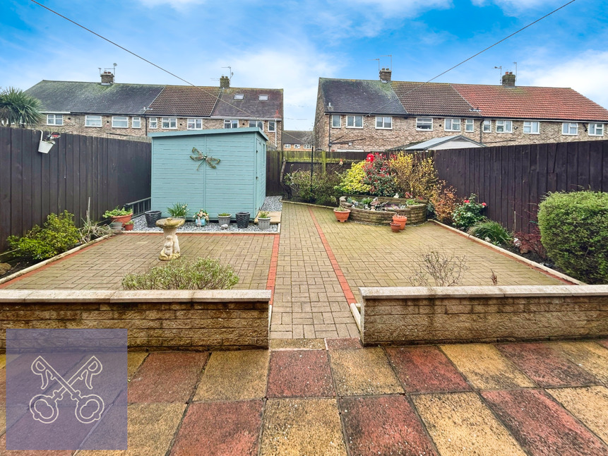 3 bedroom End Terrace House for sale, Foxhill Close, Hull, HU9 £130,000