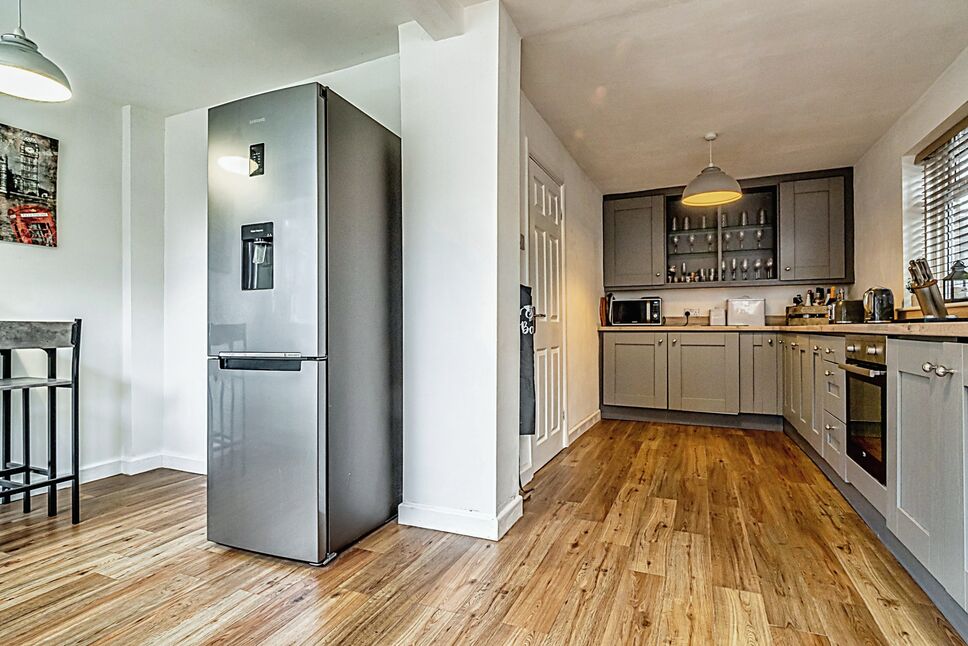 Kitchen / Breakfast Room