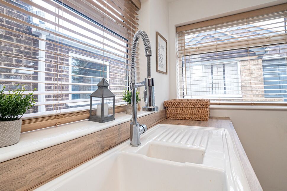 Kitchen / Breakfast Room