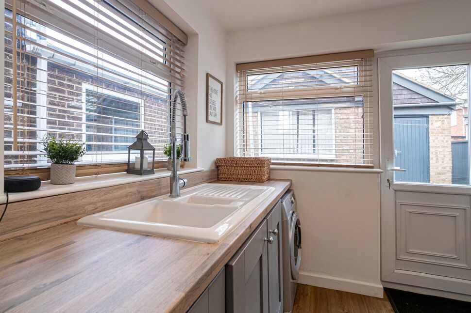 Kitchen / Breakfast Room
