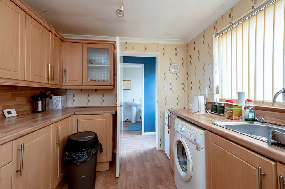 2 bedroom Detached House for sale, Ceylon Street, Hull, HU9 £110,000