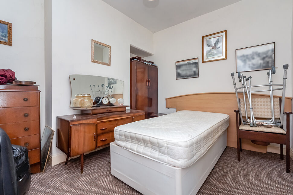 2 bedroom Detached House for sale, Ceylon Street, Hull, HU9 £110,000