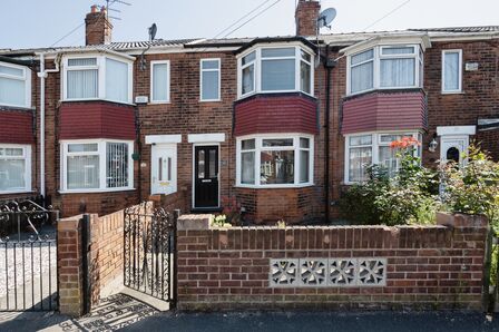 2 bedroom Mid Terrace House to rent