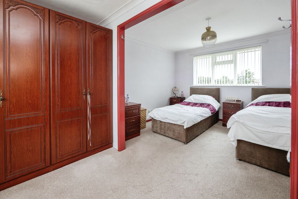 3 bedroom End Terrace House for sale, Kingfisher Close, Bransholme, HU7