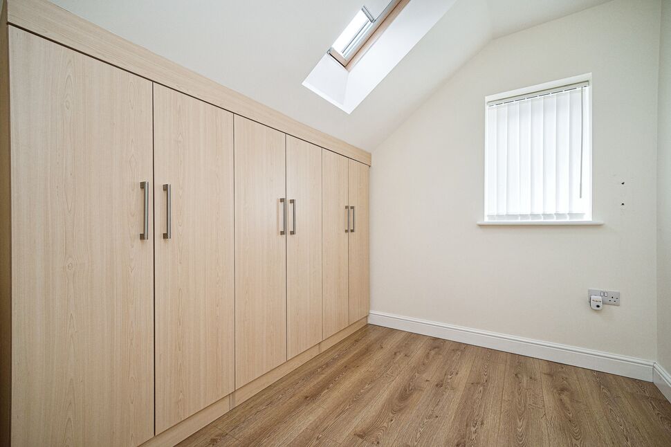 3 bedroom Detached Bungalow for sale, Astral Gardens, SuttononHull, HU7 £210,000