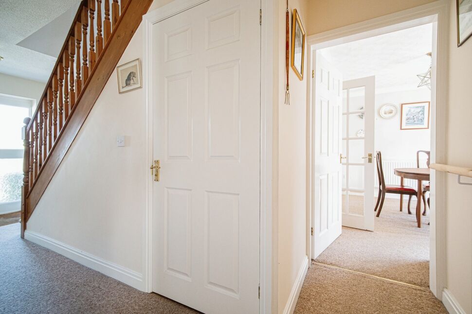 4 bedroom Detached House for sale, Catherine McAuley Close, Hull, HU6