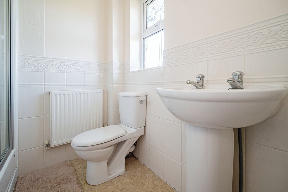 4 bedroom Detached House for sale, Catherine McAuley Close, Hull, HU6