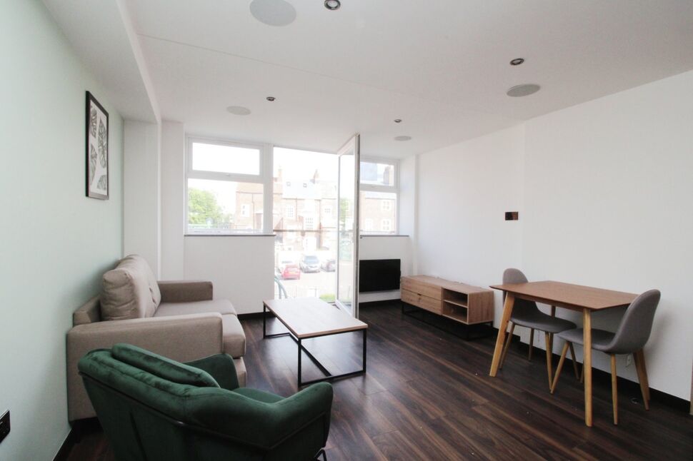 Main image of 1 bedroom  Flat to rent, Silvester Street, Hull, East Yorkhire, HU1