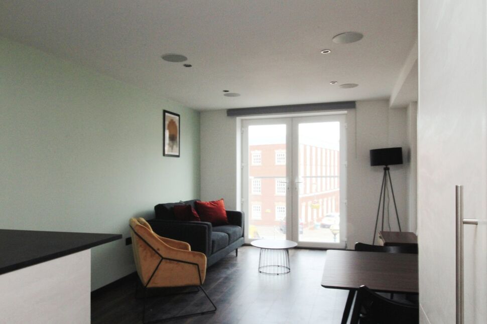 Kitchen / Living Space