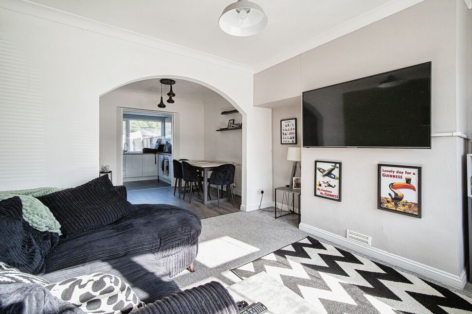 2 bedroom Mid Terrace House for sale, Glebe Road, Hull, HU7 £115,000