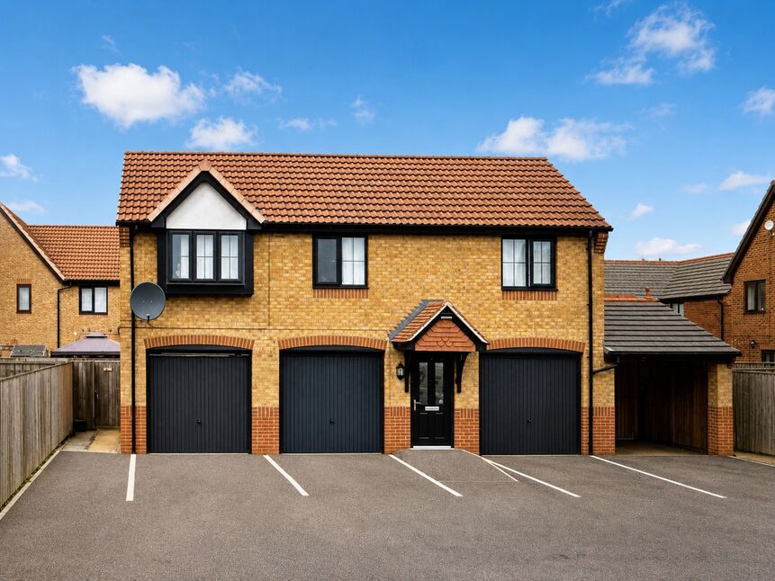 Main image of 2 bedroom Flat for sale, College Gardens, Hull, East Yorkshire, HU3