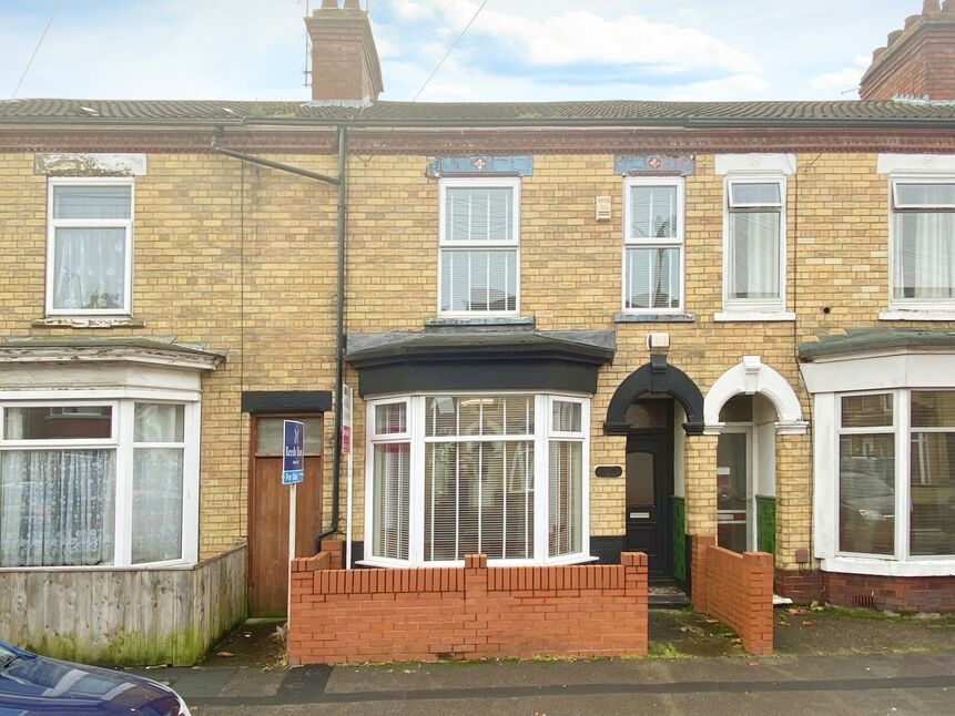 3 bedroom Mid Terrace House for sale, Kelvin Street, Hull, HU9 £140,000