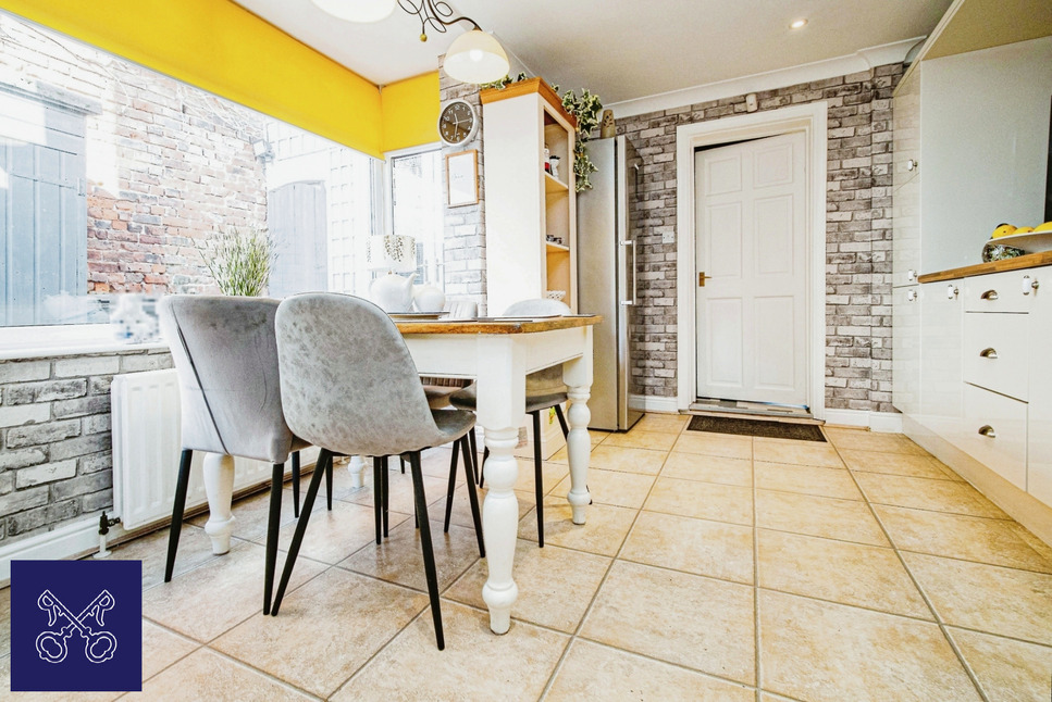 3 bedroom Mid Terrace House for sale, Durham Street, Hull, HU8 £135,000