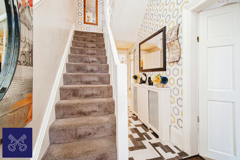 3 bedroom Mid Terrace House for sale, Durham Street, Hull, HU8 £135,000