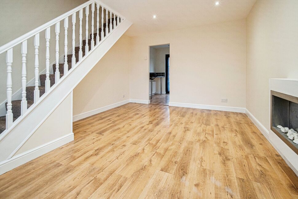 2 bedroom End Terrace House for sale, Cundall Close, Hull, HU9 £110,000