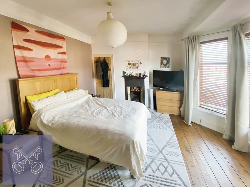 3 bedroom Mid Terrace House for sale, Summergangs Road, Hull, HU8 £