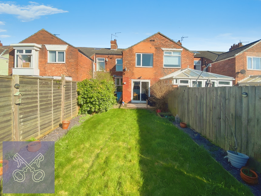 3 bedroom Mid Terrace House for sale, Summergangs Road, Hull, HU8 £