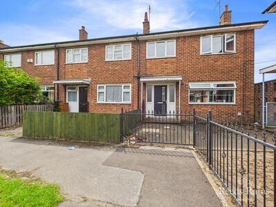 3 bedroom End Terrace House for sale