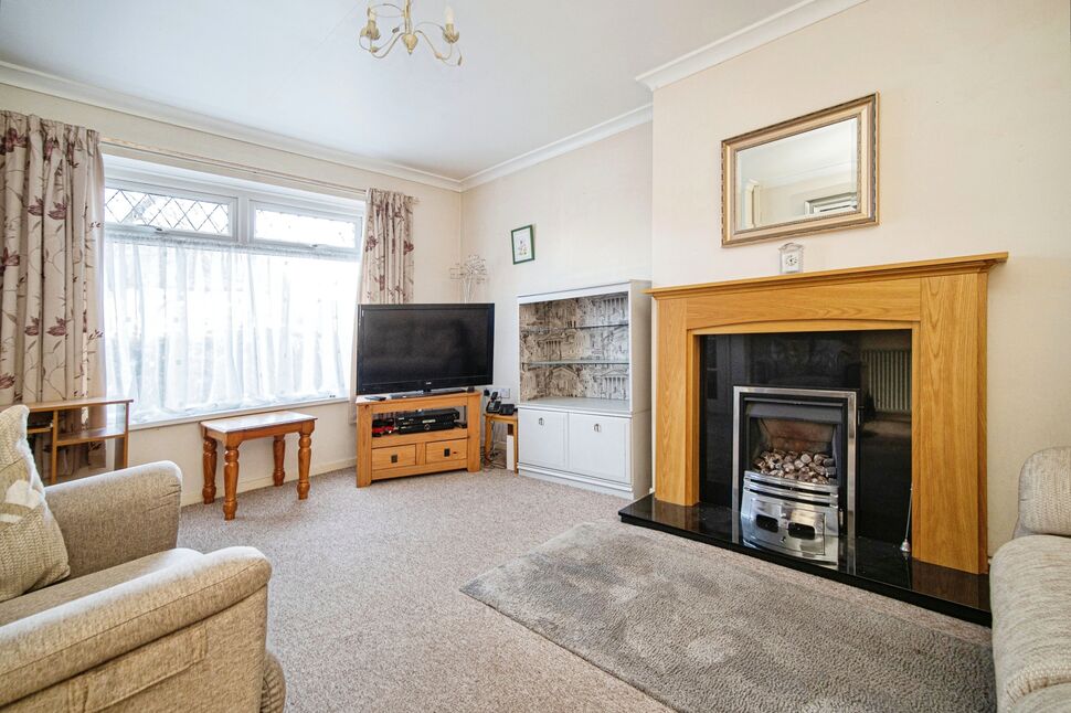 3 bedroom End Terrace House for sale, Shannon Road, Hull, HU8 £90,000