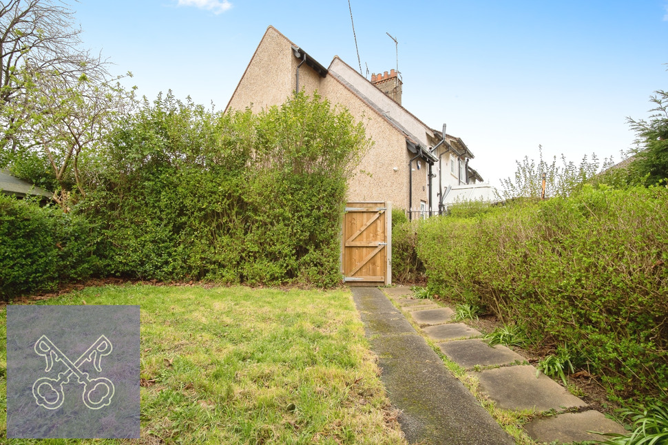 2 bedroom Mid Terrace House for sale, The Grove, Laburnum Avenue, HU8