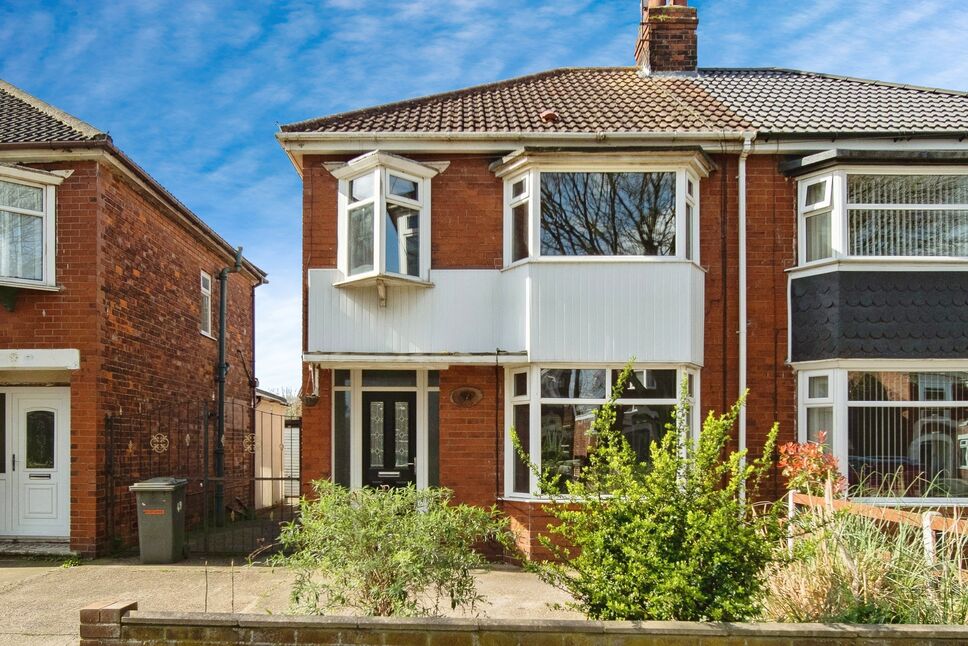 Main image of 3 bedroom Semi Detached House for sale, Gillshill Road, Hull, East Yorkshire, HU8