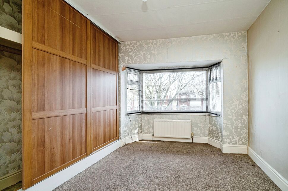 4 bedroom Semi Detached House for sale, Gillshill Road, Hull, HU8 £