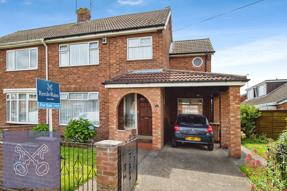 Main image of 4 bedroom Semi Detached House for sale, Dawnay Road, Bilton, East Yorkshire, HU11