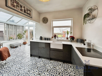 Hull Road, 2 bedroom Detached Bungalow for sale, £335,000