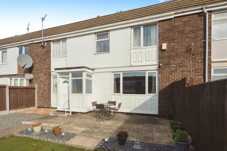 St. Ives Close, 3 bedroom Mid Terrace House for sale, £98,500